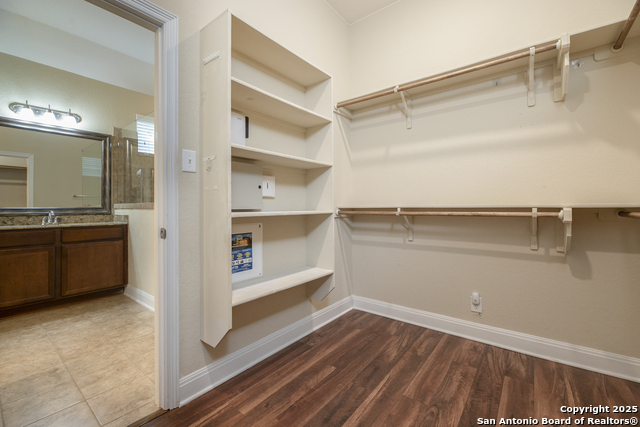 Listing photo id 17 for 3178 Daisy Meadow