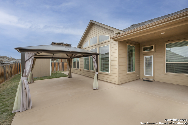 Listing photo id 19 for 3178 Daisy Meadow