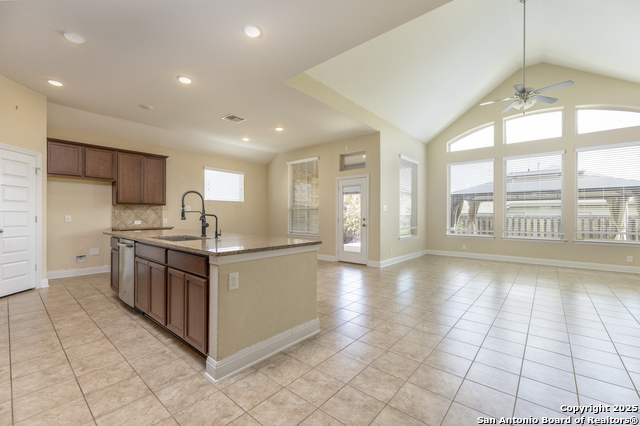 Listing photo id 1 for 3178 Daisy Meadow