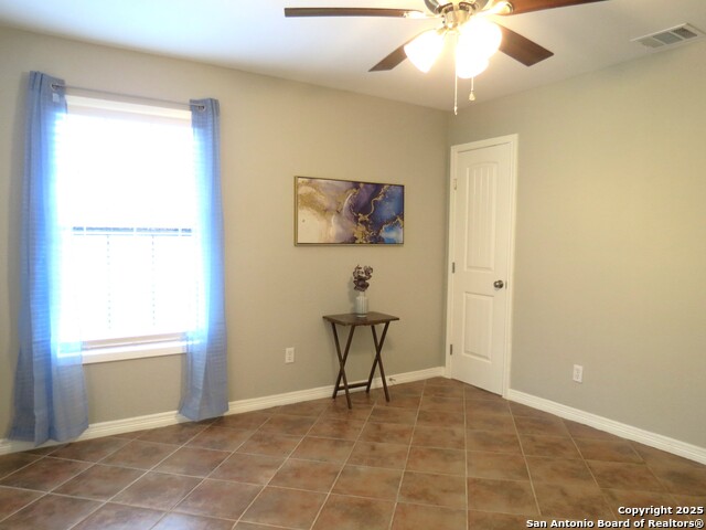 Image 12 of 17 For 226 River Bluff