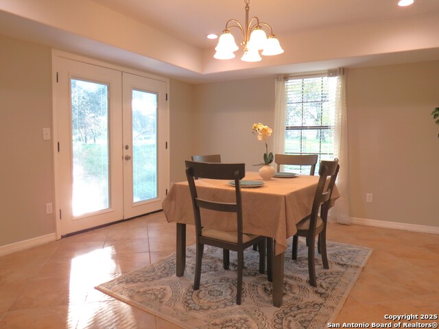 Image 5 of 17 For 226 River Bluff