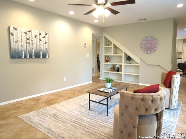 Image 6 of 17 For 226 River Bluff
