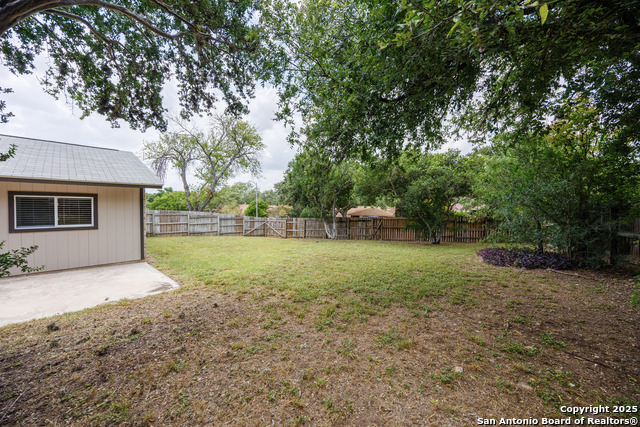 Listing photo id 25 for 5118 Timber Terrace