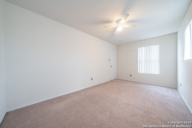 Image 20 of 34 For 228 Willow Crest