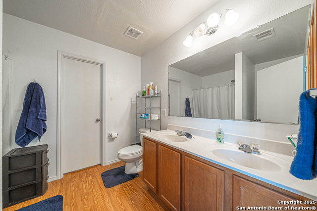 Image 24 of 34 For 228 Willow Crest