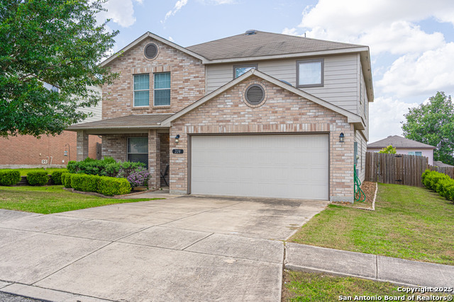 Image 3 of 34 For 228 Willow Crest