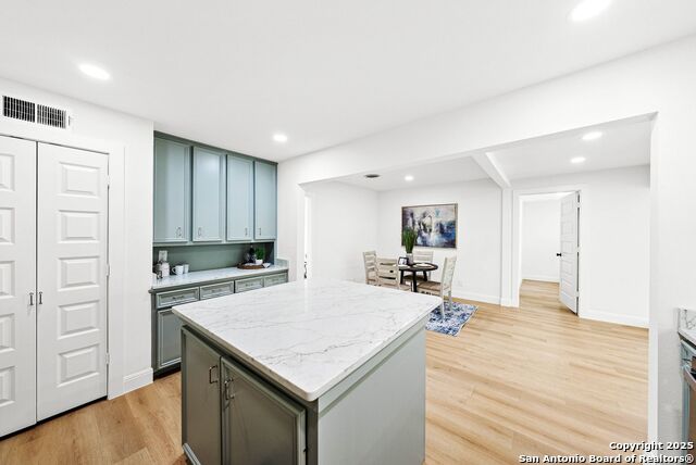 Image 11 of 43 For 331 Waxwood Lane