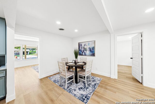 Image 12 of 43 For 331 Waxwood Lane