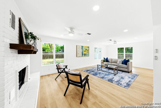 Image 13 of 43 For 331 Waxwood Lane