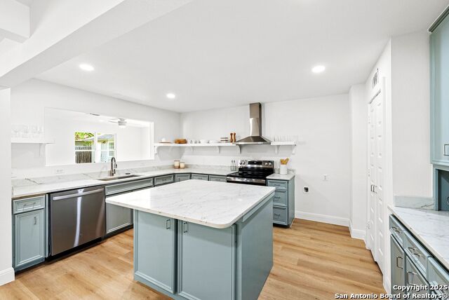 Image 8 of 43 For 331 Waxwood Lane