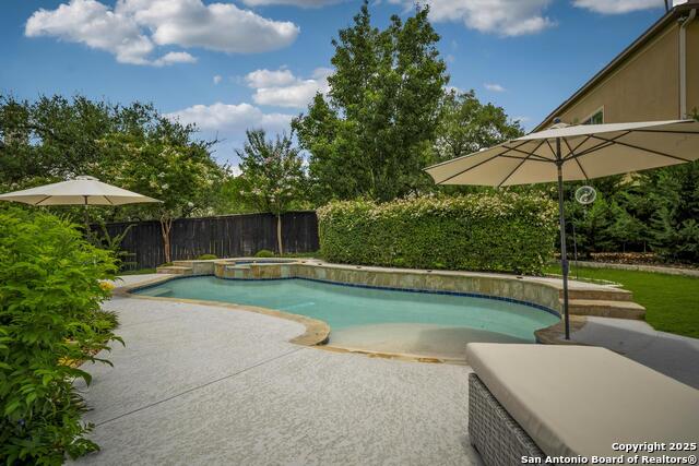 Listing photo id 36 for 710 Rio Springs