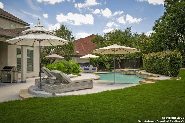 Listing photo id 37 for 710 Rio Springs