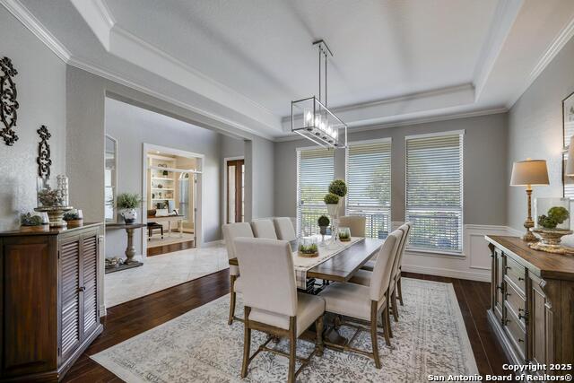 Listing photo id 5 for 710 Rio Springs