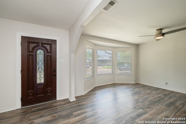 Image 3 of 28 For 118 Marquette Dr