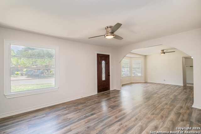 Image 7 of 28 For 118 Marquette Dr