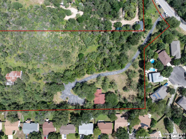 Listing photo id 3 for 5995 Heath Rd