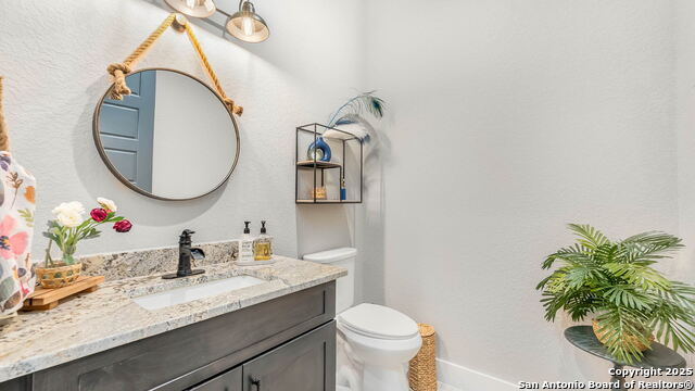 Listing photo id 14 for 924 Annabelle Ave.