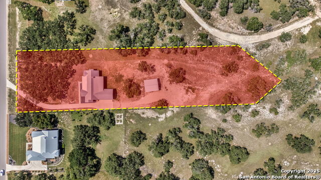 Listing photo id 24 for 924 Annabelle Ave.