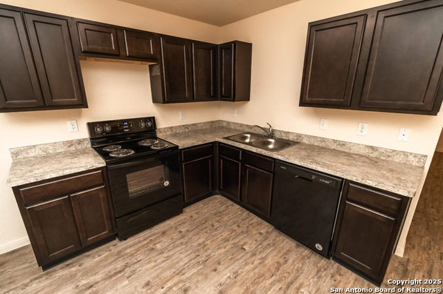 Image 6 of 11 For 8714 Tesoro Hills