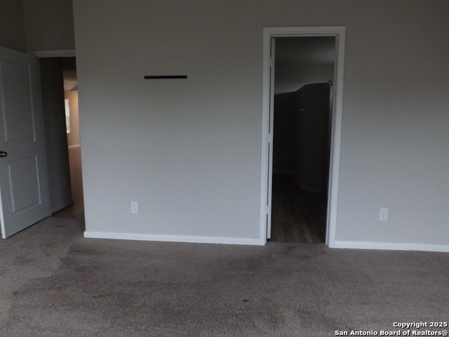 Listing photo id 11 for 3618 Manoway Bay