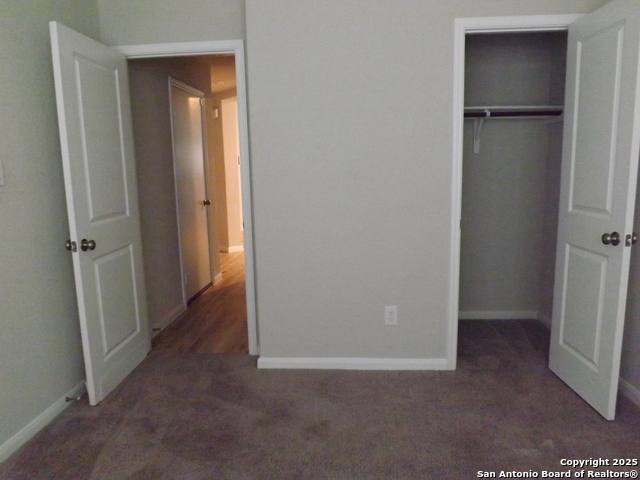 Listing photo id 16 for 3618 Manoway Bay