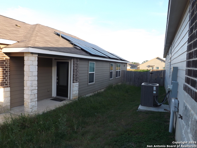 Listing photo id 26 for 3618 Manoway Bay