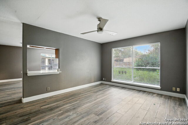 Image 5 of 20 For 6815 Spring Lark