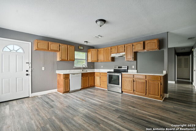 Image 9 of 20 For 6815 Spring Lark