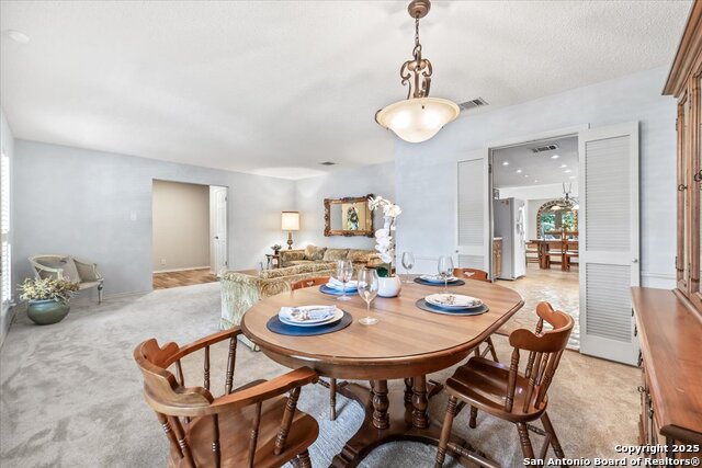 Listing photo id 16 for 2719 Whisper Dove