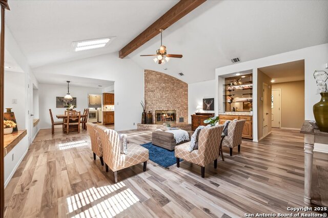 Listing photo id 19 for 2719 Whisper Dove