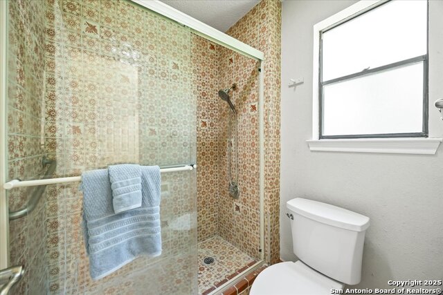 Listing photo id 26 for 2719 Whisper Dove