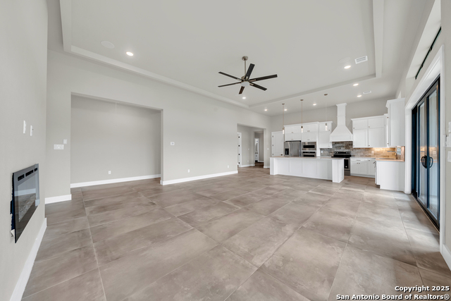 Image 26 of 46 For 6846 Spring Branch Road