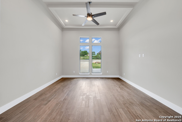 Image 27 of 46 For 6846 Spring Branch Road