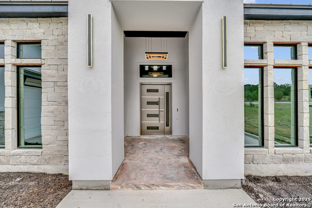 Image 9 of 46 For 6846 Spring Branch Road