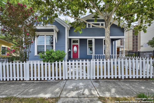 Details for 327 Barrera  , San Antonio, TX 78210