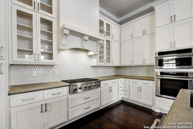 Listing photo id 8 for 327 Barrera