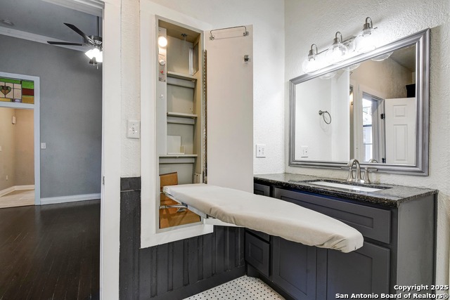 Listing photo id 23 for 327 Barrera