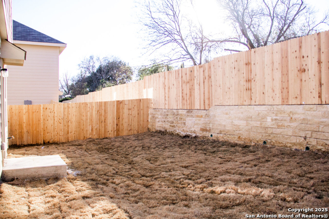 Image 4 of 13 For 8619 Tesoro Hills