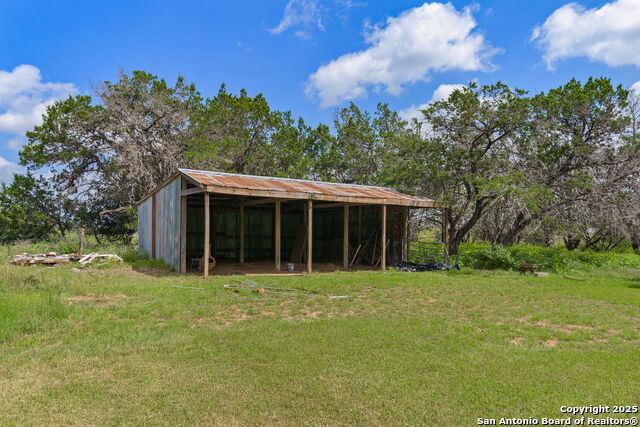 Image 32 of 48 For 357 Dallas  