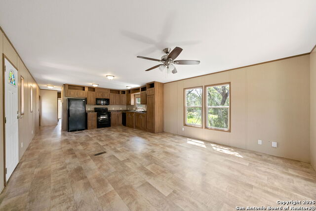 Image 40 of 48 For 357 Dallas  