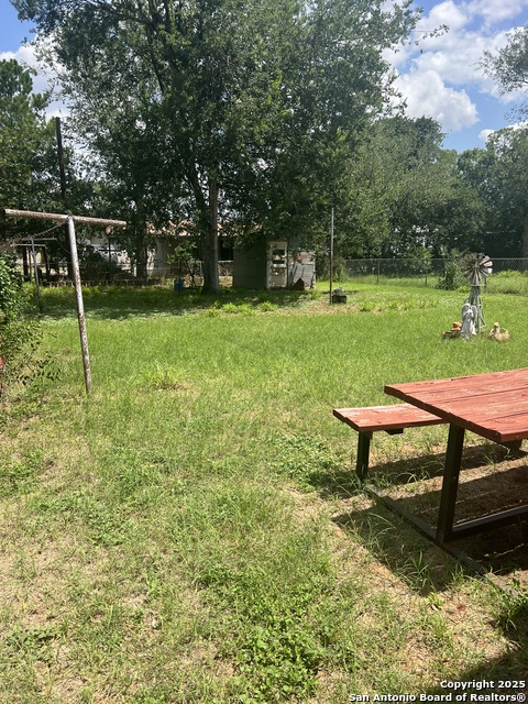 Image 4 of 13 For 110 Woodlawn S