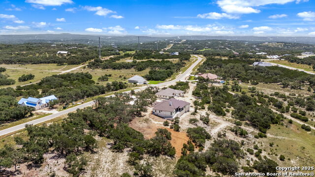 Listing photo id 9 for 681 Travis Forest