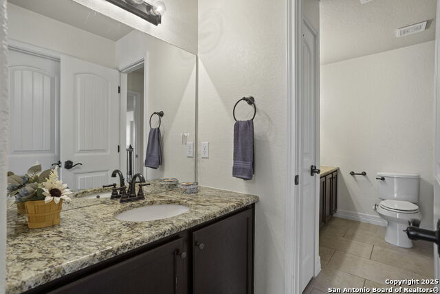 Image 19 of 29 For 113 Bonn  