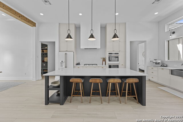 Image 11 of 43 For 722 Post Oak Ridge