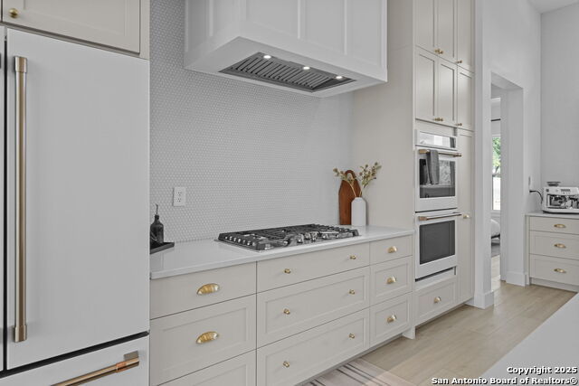 Image 13 of 43 For 722 Post Oak Ridge
