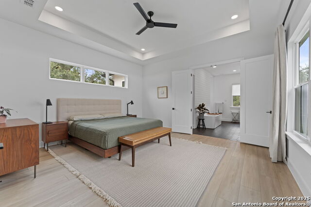 Image 17 of 43 For 722 Post Oak Ridge