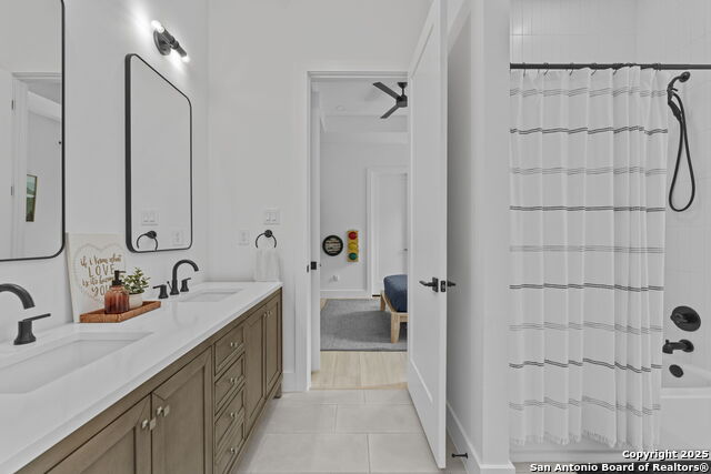 Image 27 of 43 For 722 Post Oak Ridge