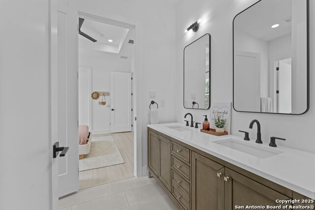 Image 28 of 43 For 722 Post Oak Ridge