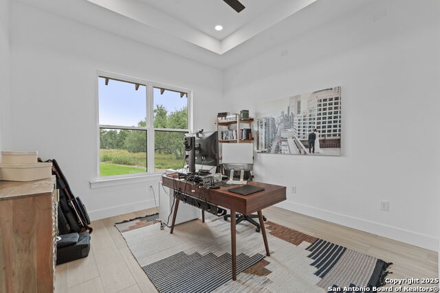 Image 32 of 43 For 722 Post Oak Ridge