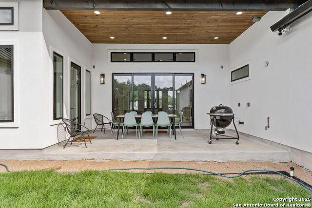 Image 38 of 43 For 722 Post Oak Ridge